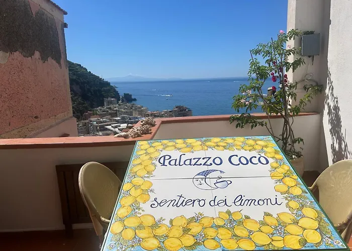 Palazzo Coco Sentiero Dei Limoni ベッド・アンド・ブレックファスト 4*