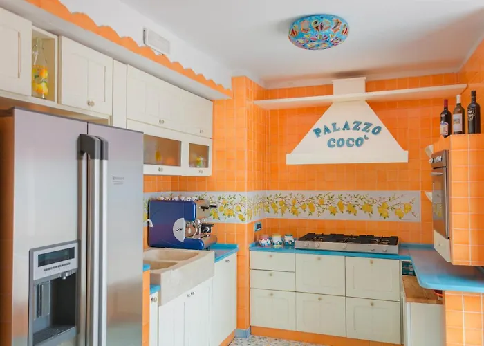 Palazzo Coco Sentiero Dei Limoni ベッド・アンド・ブレックファスト 4*